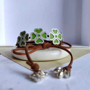 Four leaf clover choker